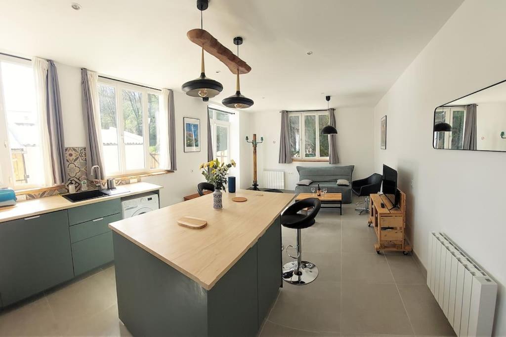 L'Aigrette Moderne, Ensoleille Et Bien Place Thury-Harcourt-le-Hom المظهر الخارجي الصورة